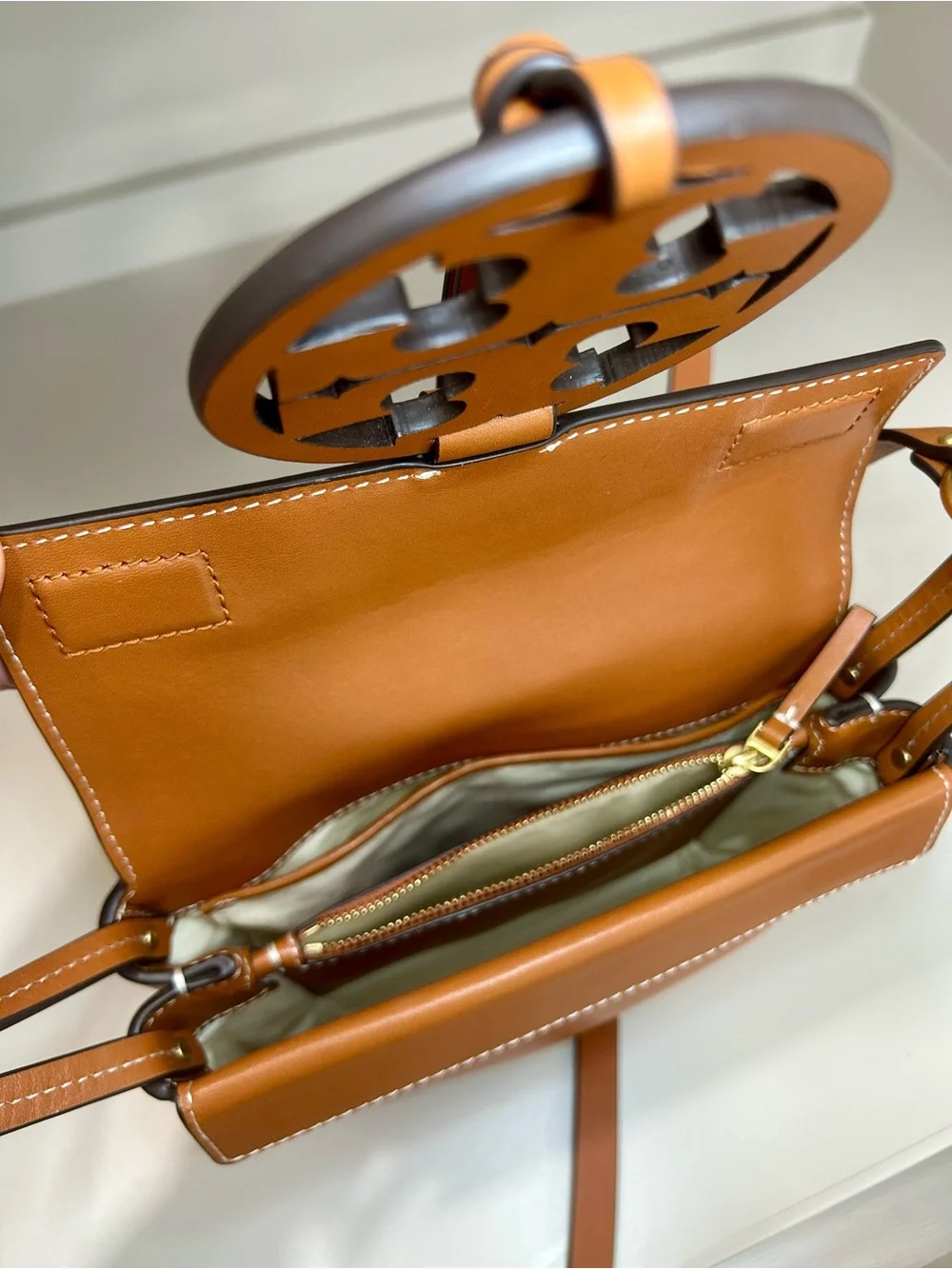 Tory Burch authentic tory